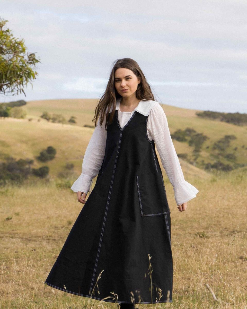 ヴィオラsoorploom pinafore Ora Pinafore by Soften Studio | Threadloop